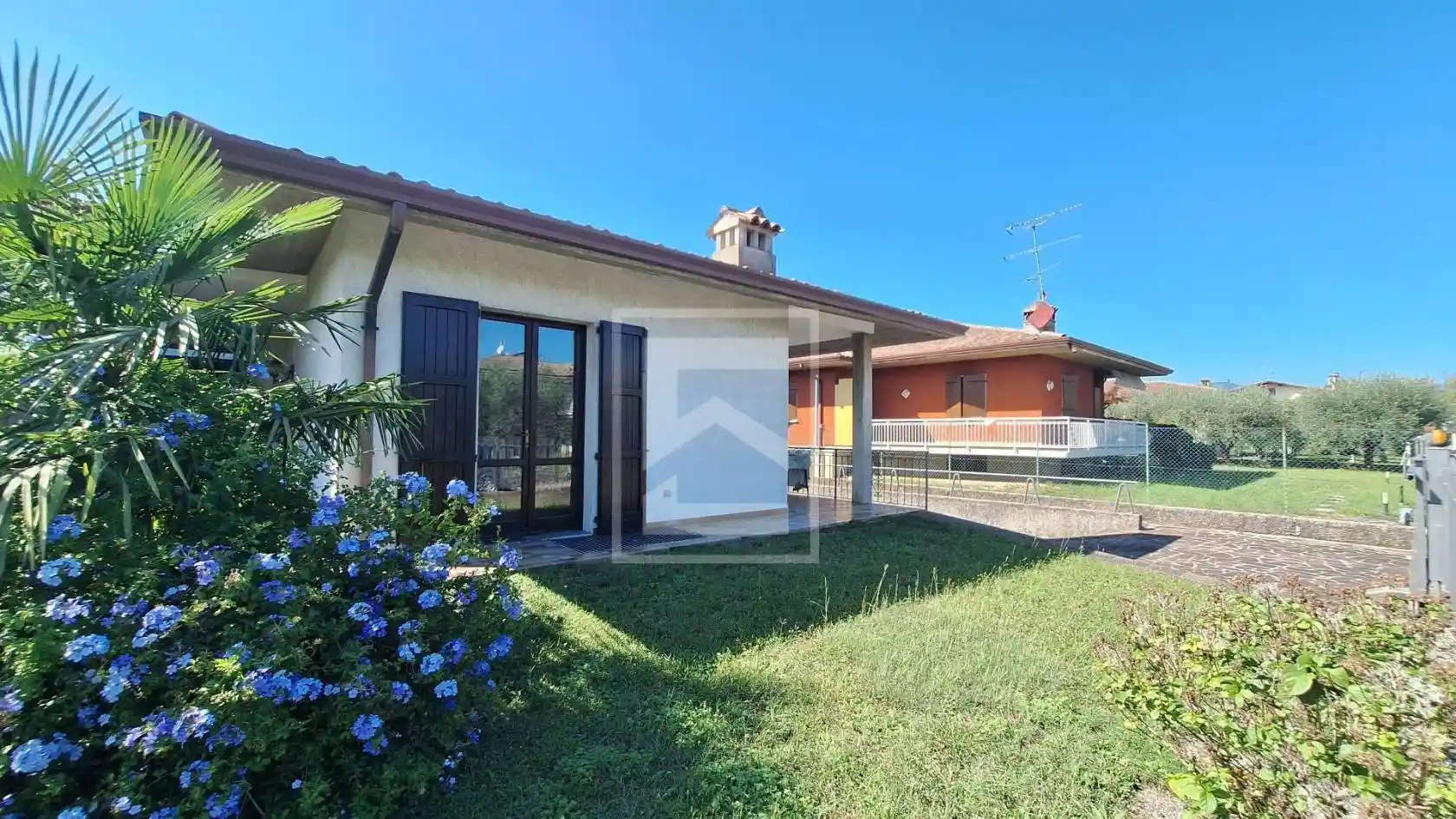 Villa in vendita a Puegnago sul Garda