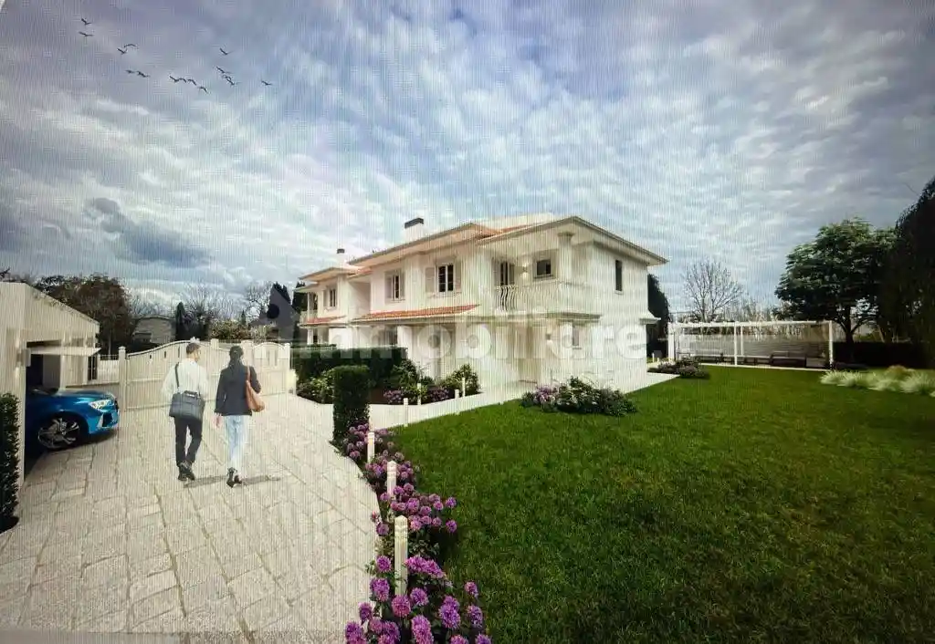 Villetta a schiera in vendita a Prato