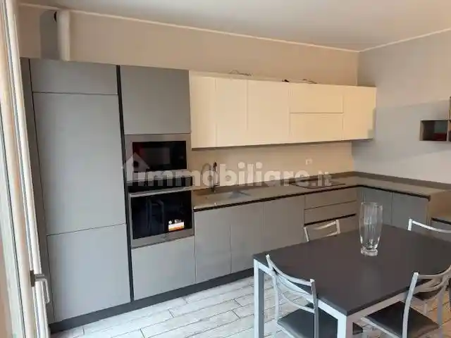 Appartamento in vendita a Vimercate