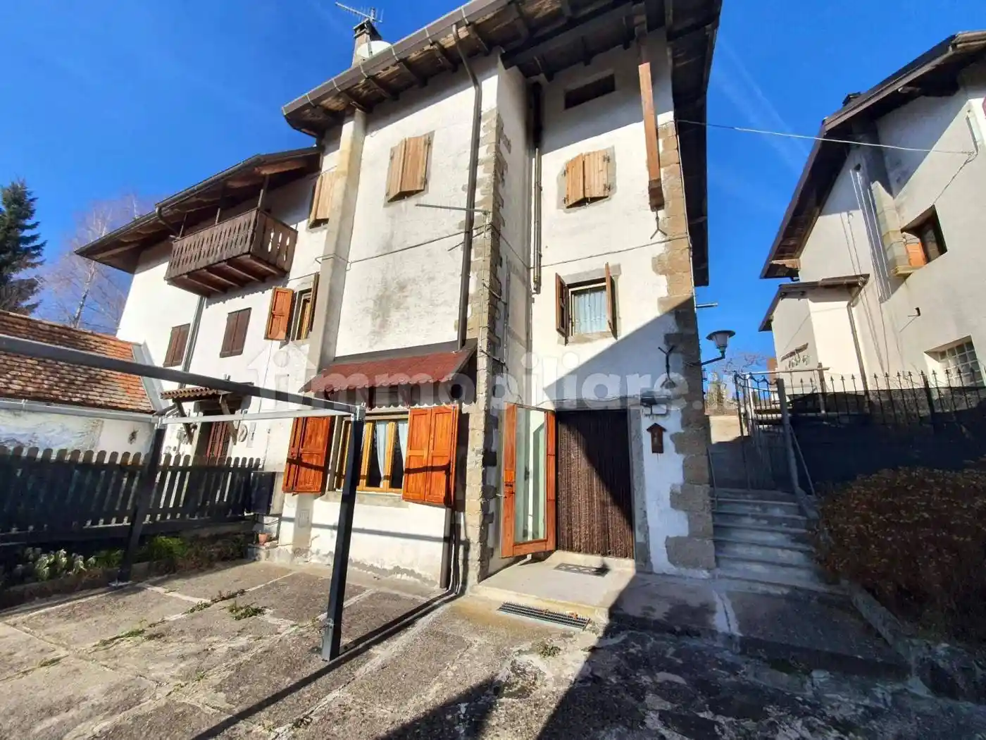 Villa in vendita a Lauco