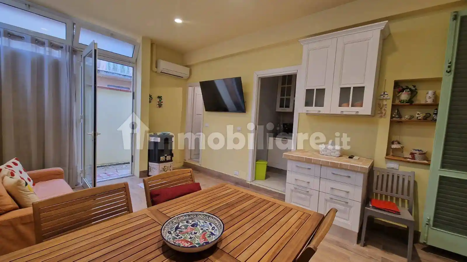 Casa indipendente in vendita a Viareggio