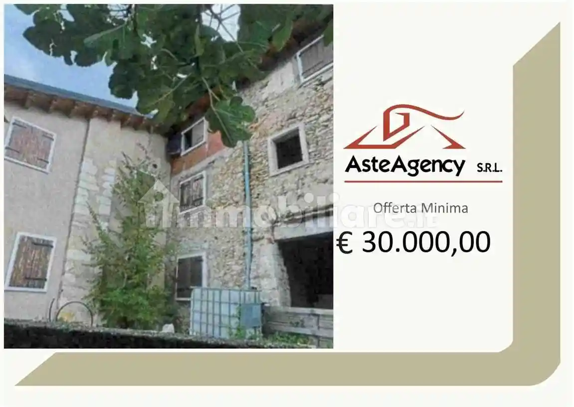 Casa indipendente in vendita a Badia Calavena