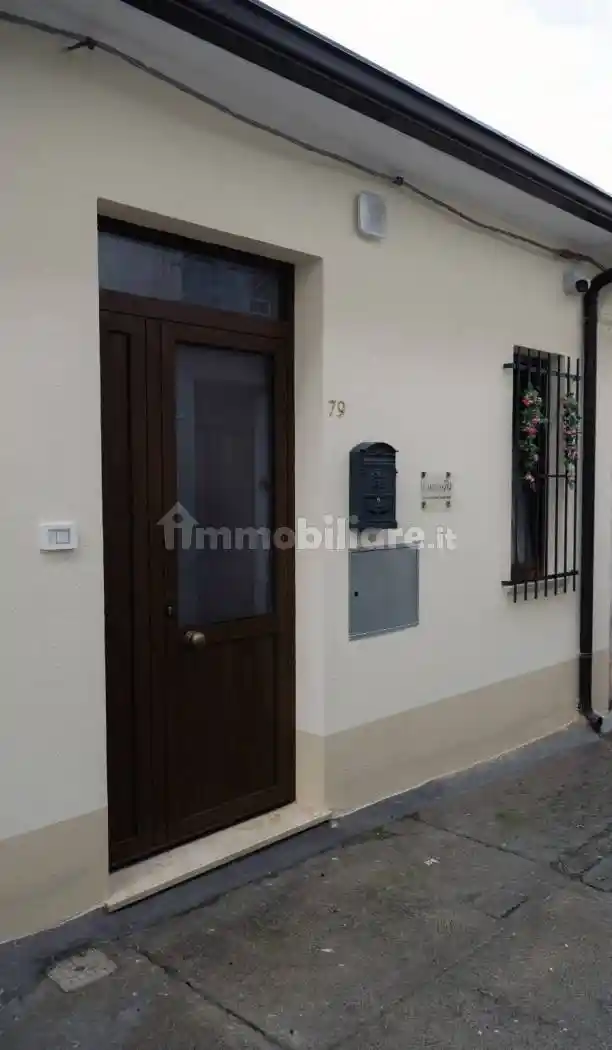 Appartamento in vendita a Maida