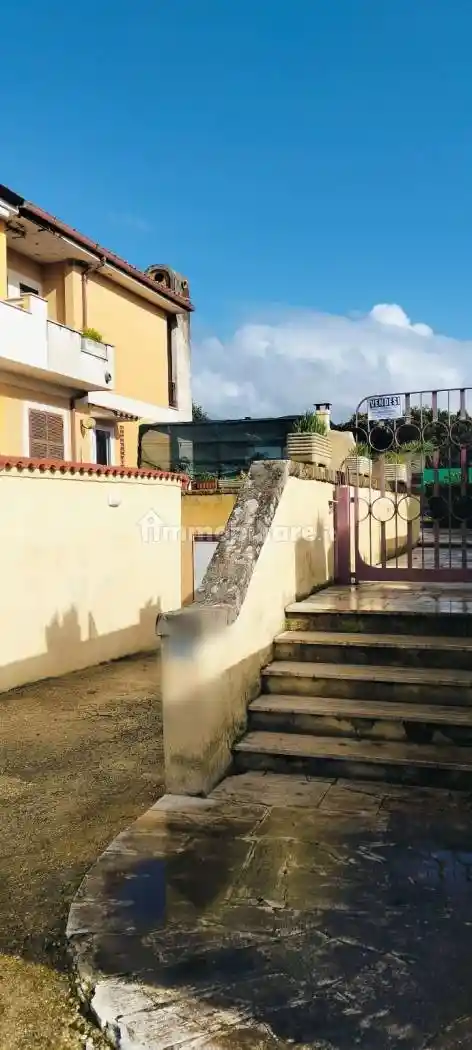 Villa in vendita a Ardea