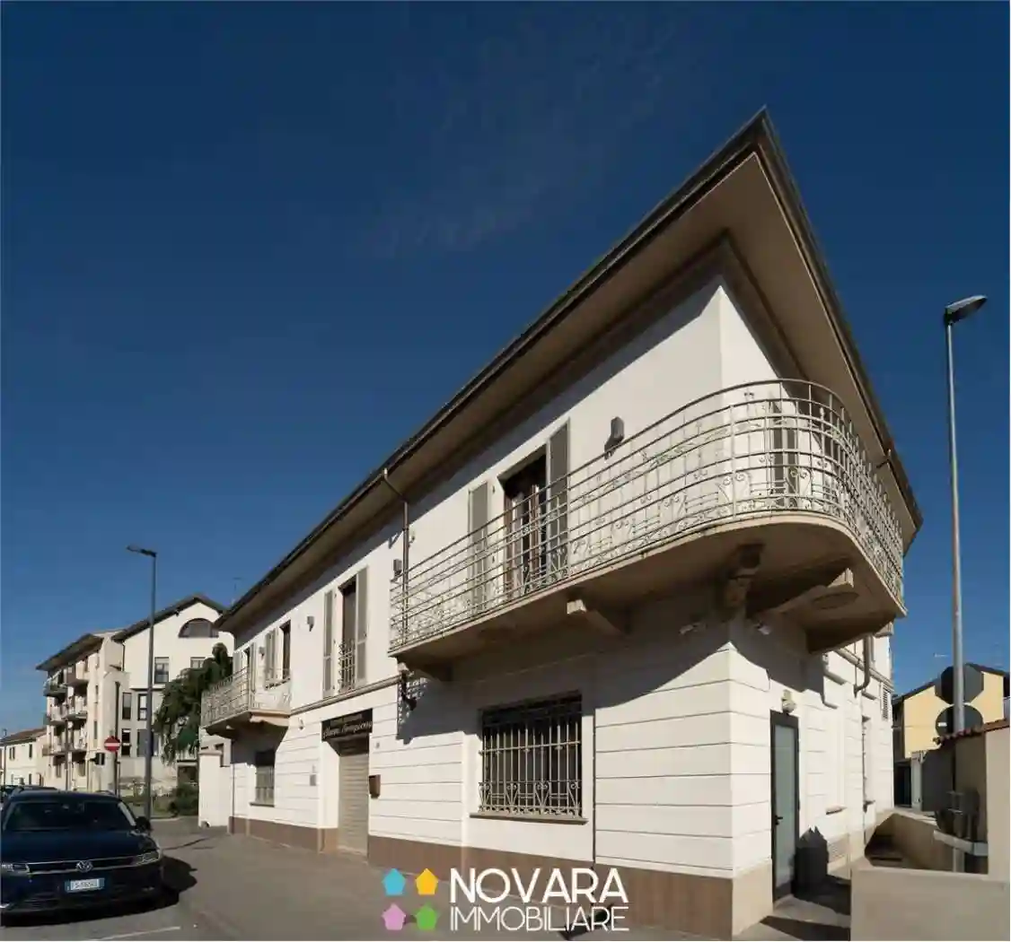 Palazzo - Edificio - foto 2