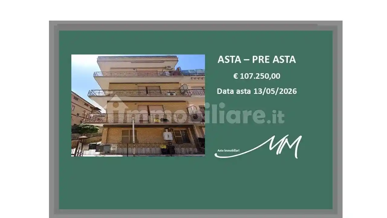 Appartamento in vendita a Roma