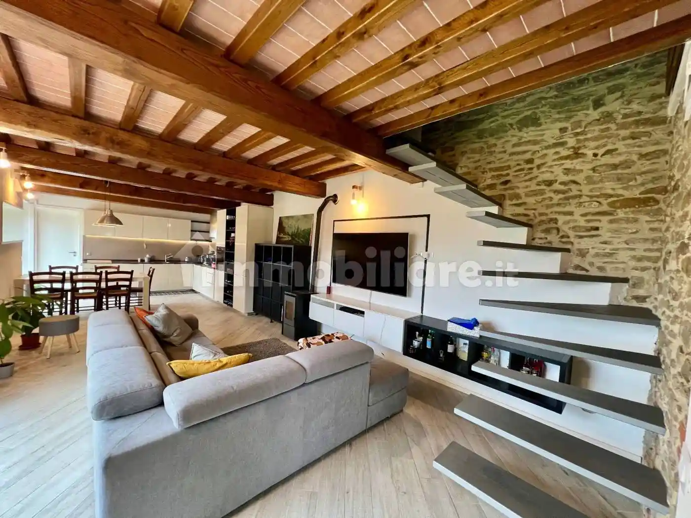 Villa in vendita a Arezzo