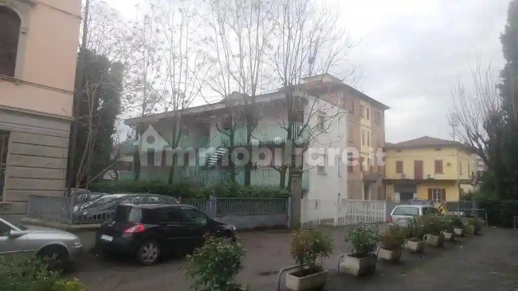 Palazzo - Edificio - foto 2