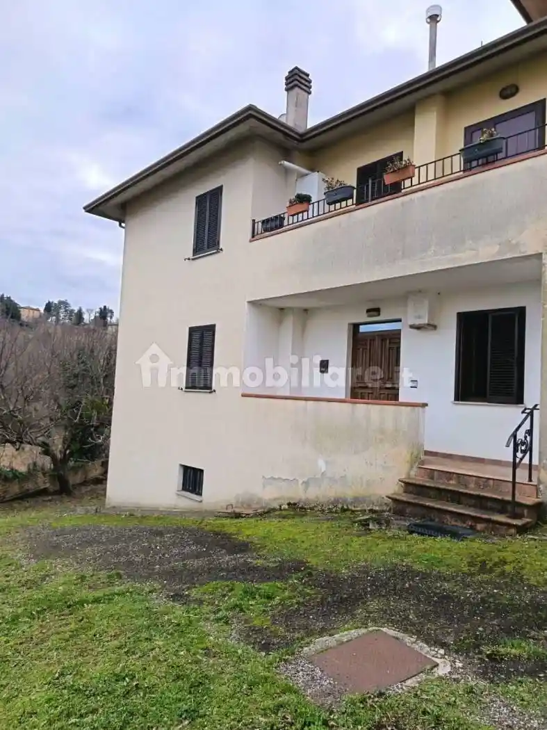 Casa indipendente in vendita a Gubbio