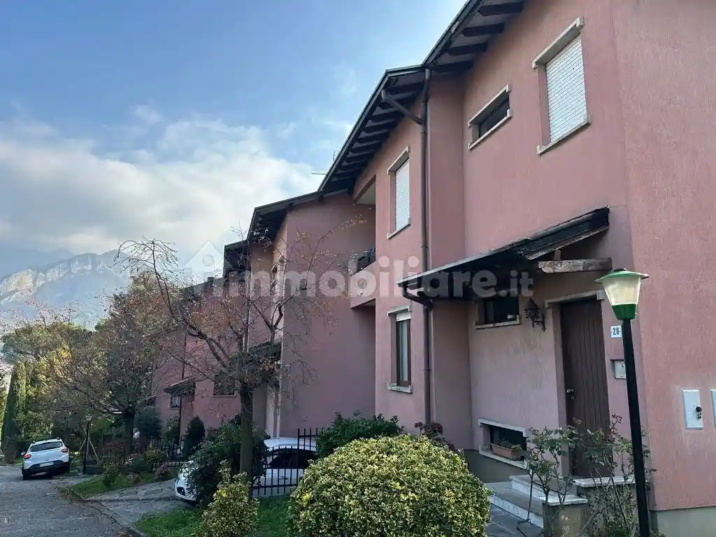 Appartamento in vendita a Olginate