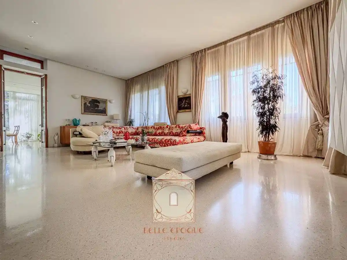 Villa in vendita a Camaiore