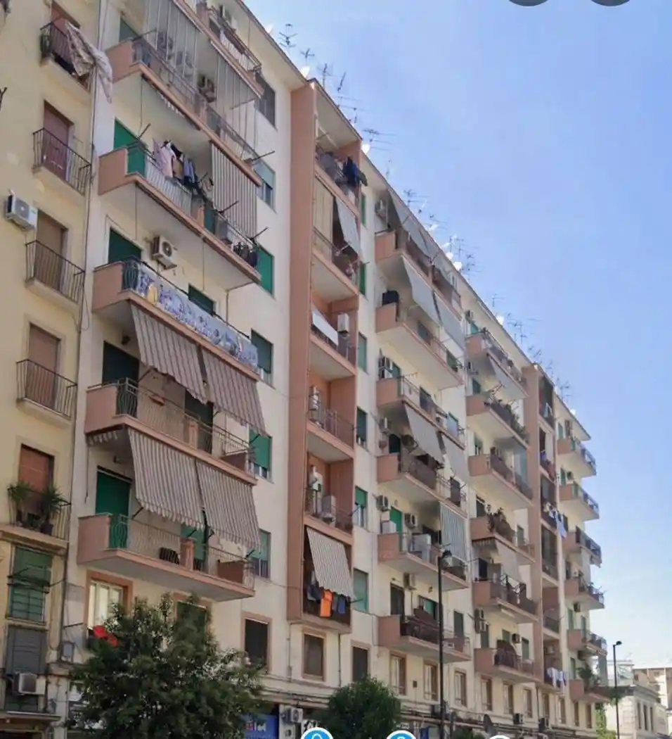 Appartamento in affitto a Napoli