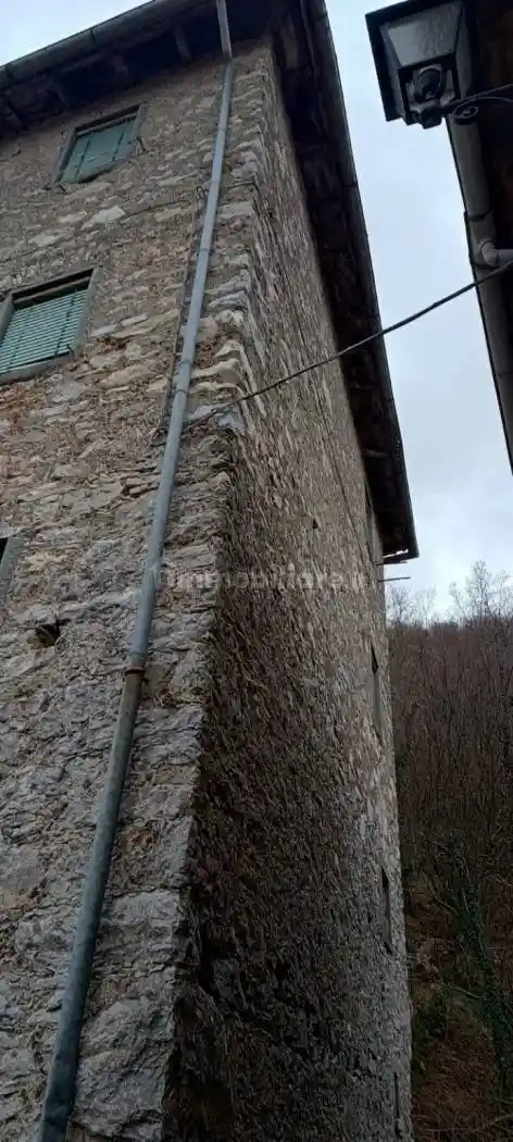Casa indipendente in vendita a Fabbriche di Vergemoli