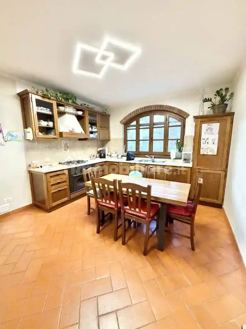 Casa indipendente in vendita a Massarosa