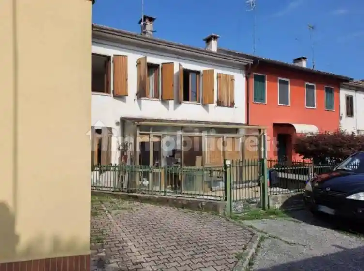 Casa indipendente in vendita a Trissino