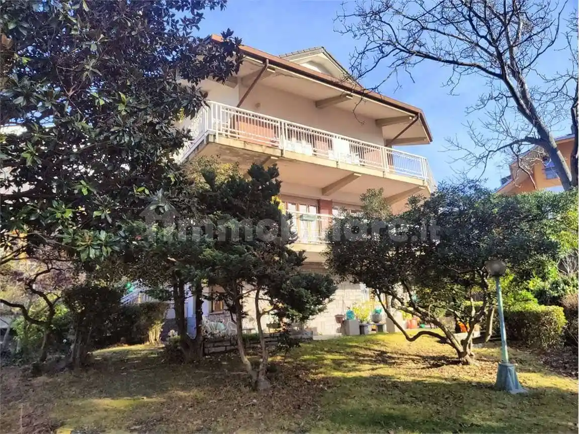 Villa in vendita a Saint-Vincent