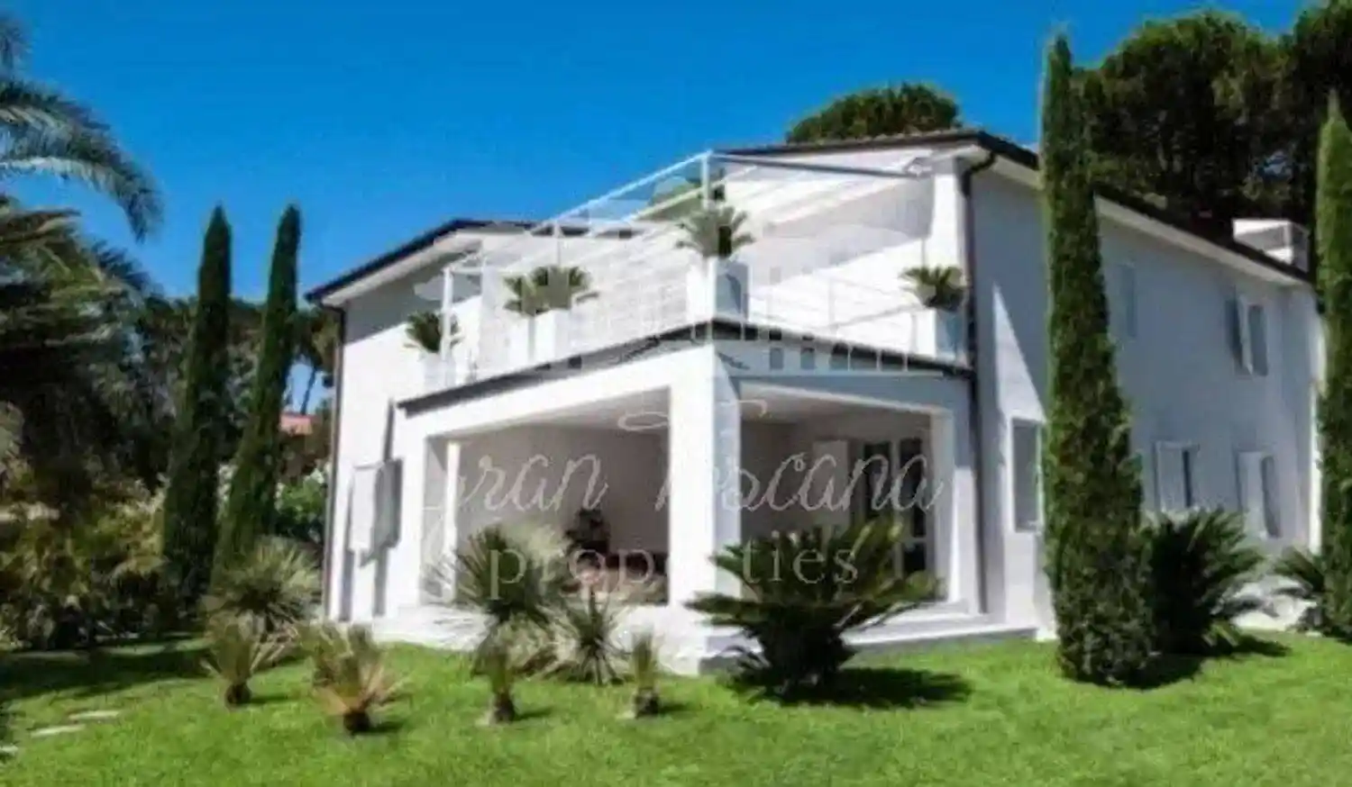 Villa in vendita a Forte dei Marmi