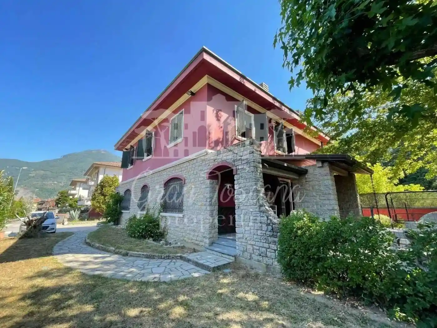 Villa in vendita a Camaiore