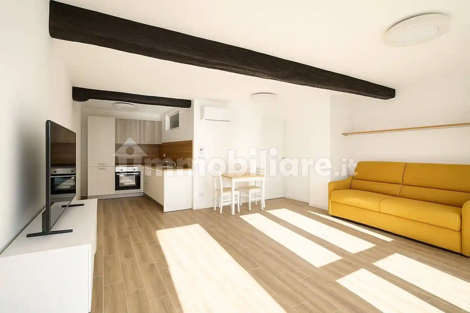 Appartamento in affitto a Rho