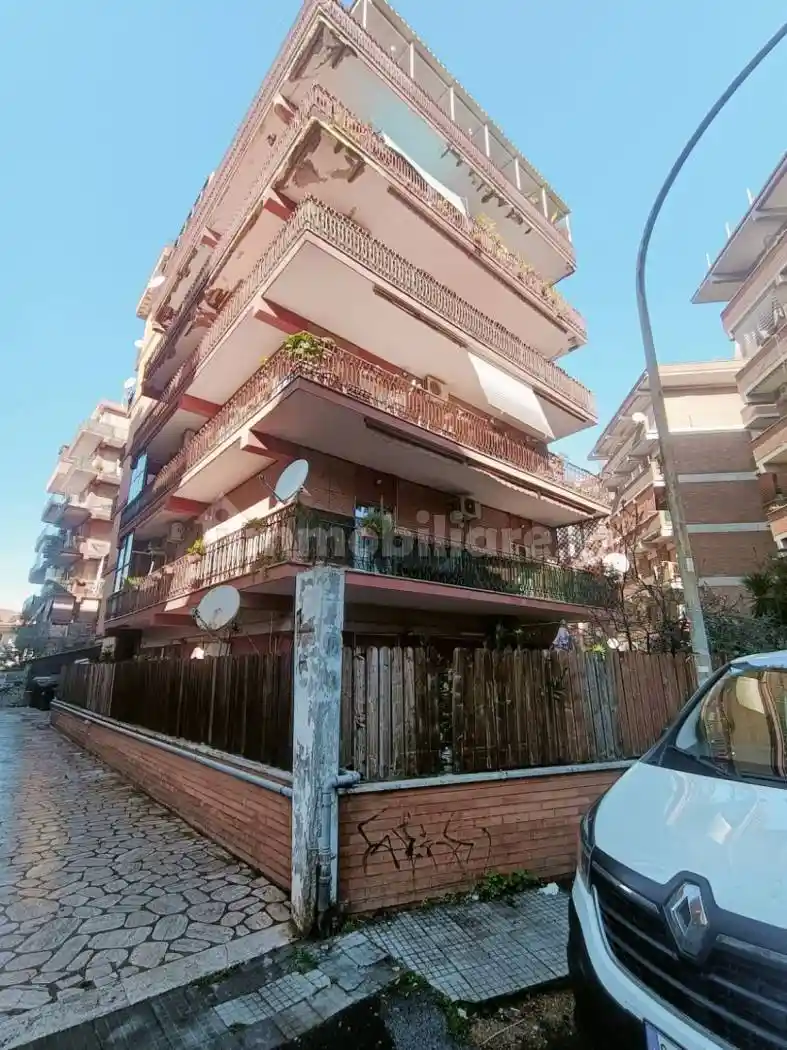 Appartamento in vendita a Ladispoli