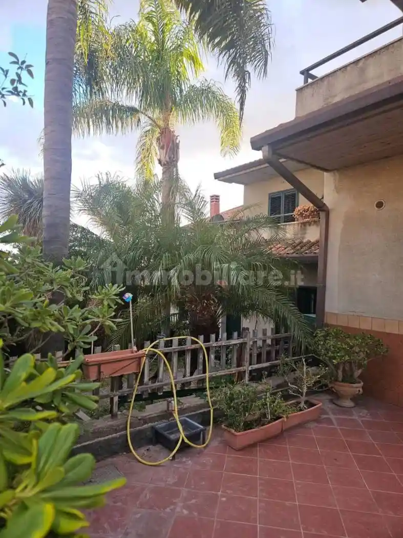 Villa in vendita a Catania