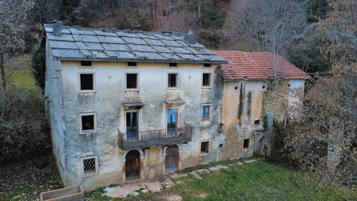 Rustico - Casale in vendita a Bosco Chiesanuova