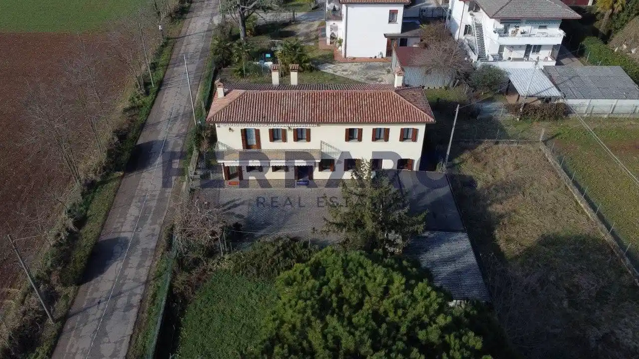 Casa indipendente in vendita a Treviso