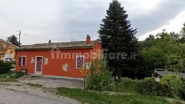 Villa in vendita a Fossombrone