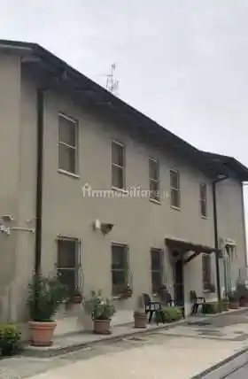 Palazzo - Stabile in vendita a Ravenna