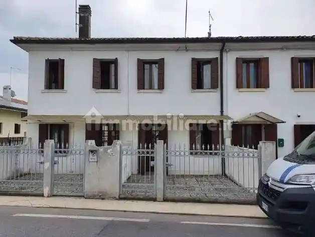 Casa indipendente in vendita a Montebelluna