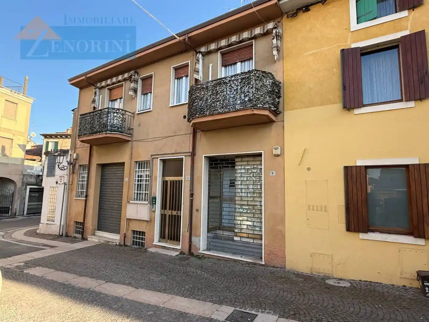 Casa indipendente in vendita a Sommacampagna