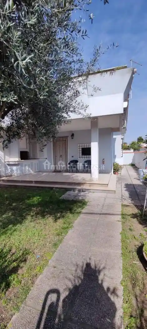 Villa in affitto a Ardea