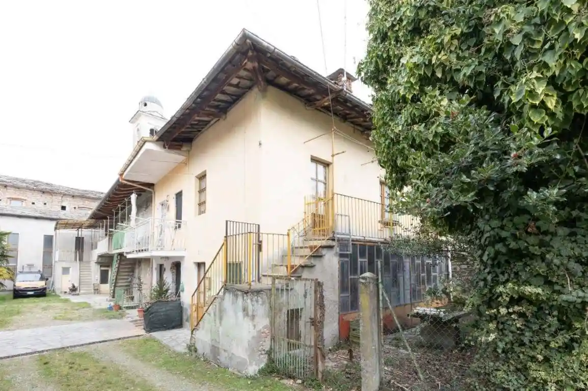 Casa indipendente in vendita a Luserna San Giovanni