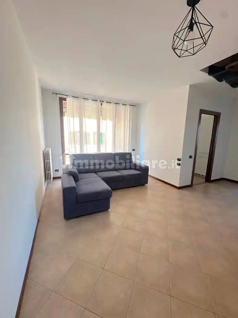 Appartamento in vendita a Usmate Velate