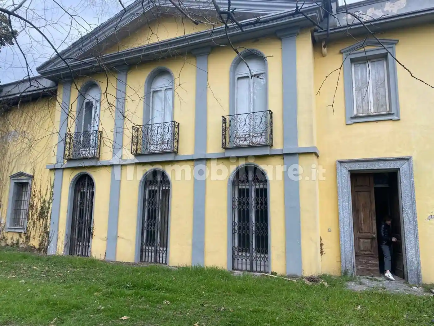 Villa in vendita a Carpiano