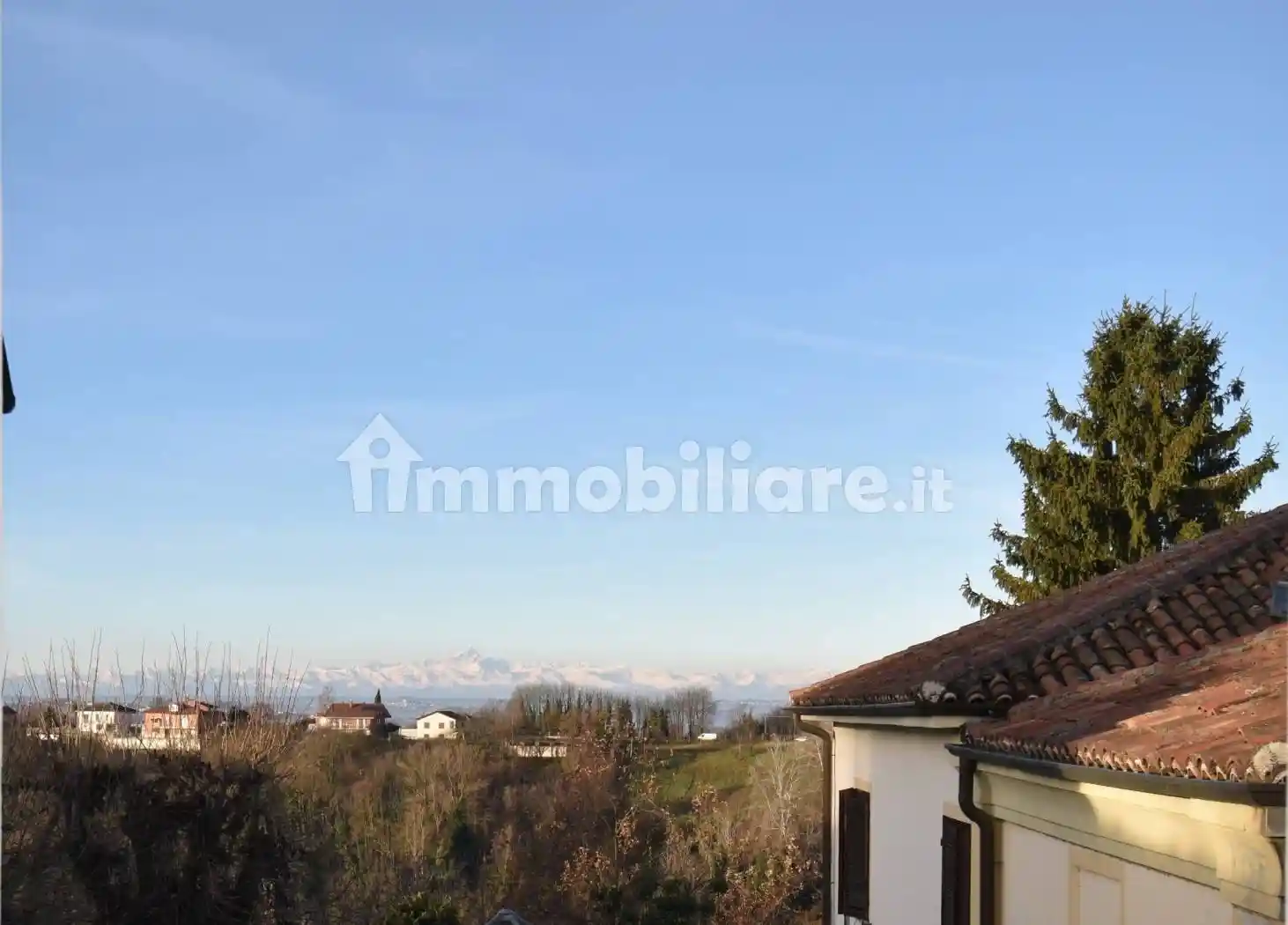 Villa in vendita a Montaldo Scarampi