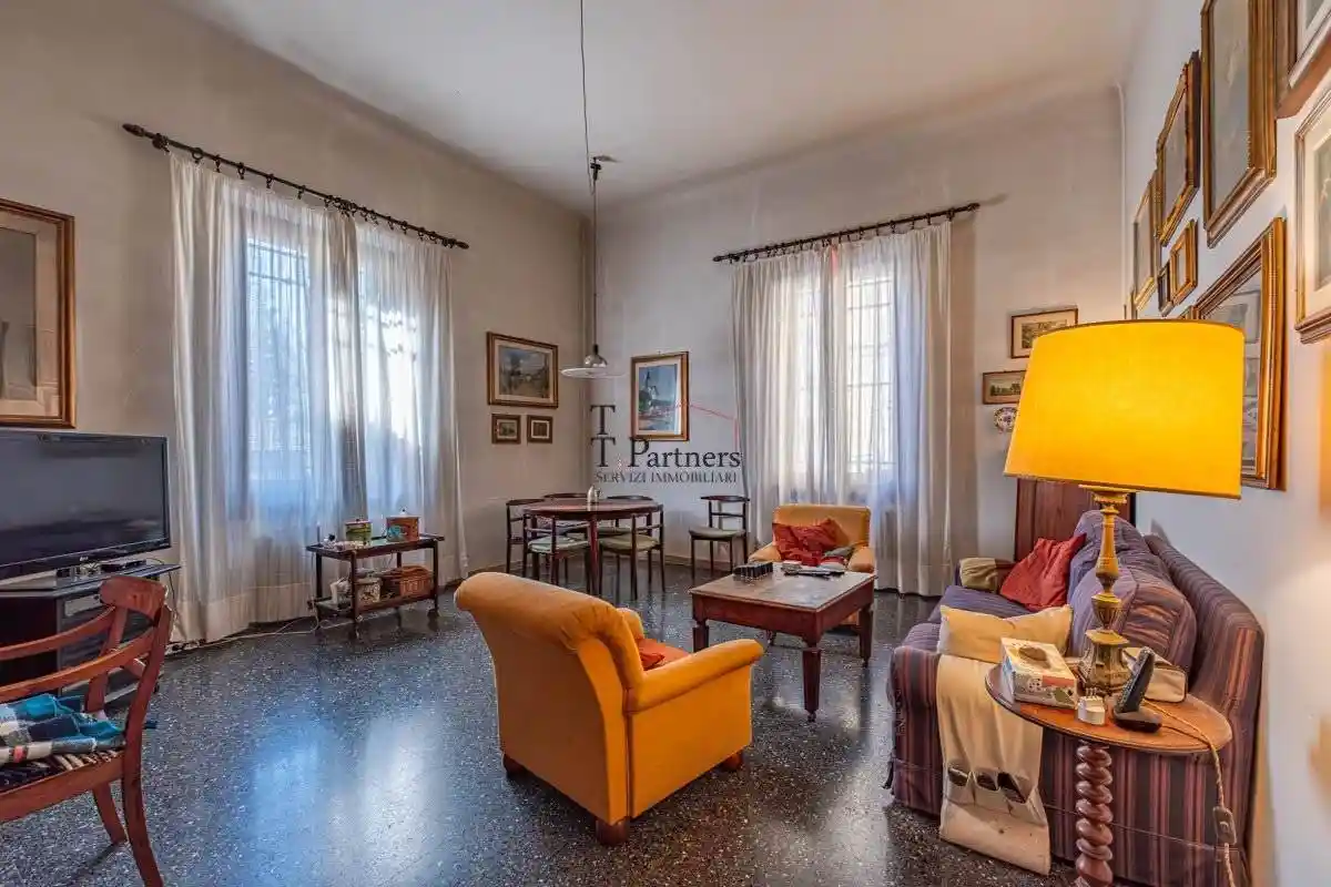 Appartamento in vendita a Firenze