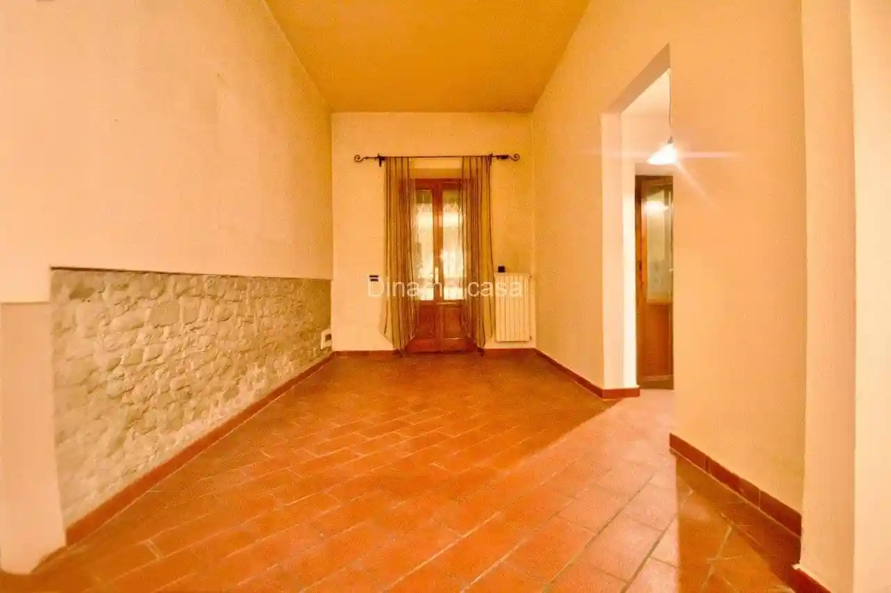 Casa indipendente in vendita a Prato