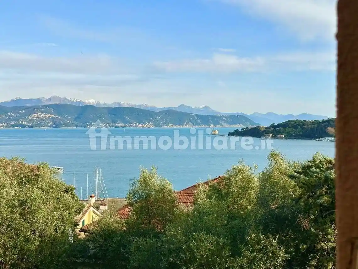 Appartamento in vendita a Portovenere