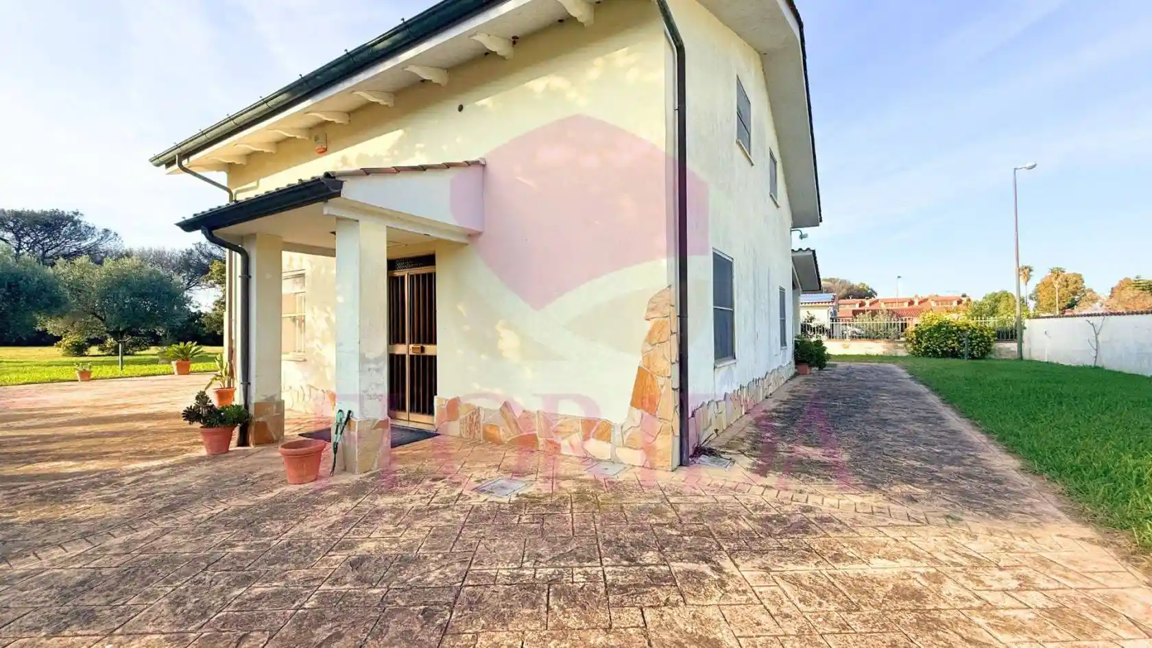 Villa in vendita a Aprilia