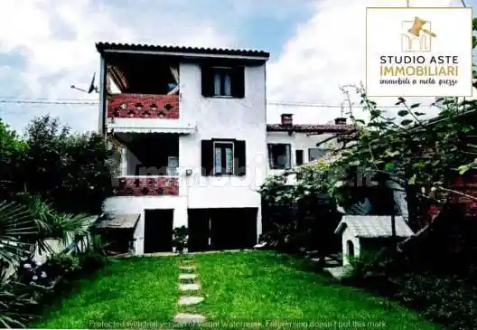 Villetta a schiera in vendita a Frossasco