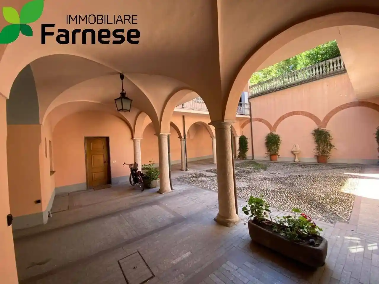 Appartamento in vendita a Piacenza