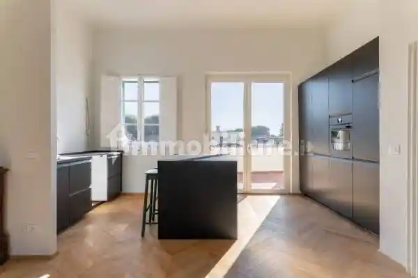 Appartamento in vendita a Lucca