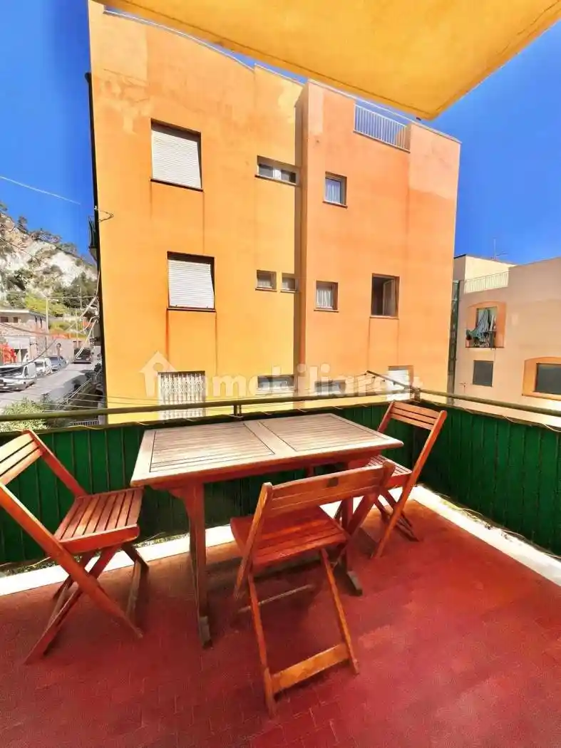 Appartamento in affitto a Finale Ligure