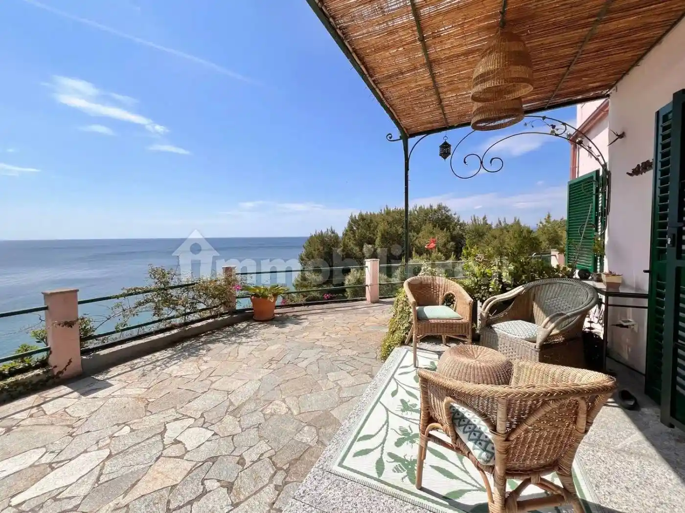 Appartamento in vendita a Finale Ligure