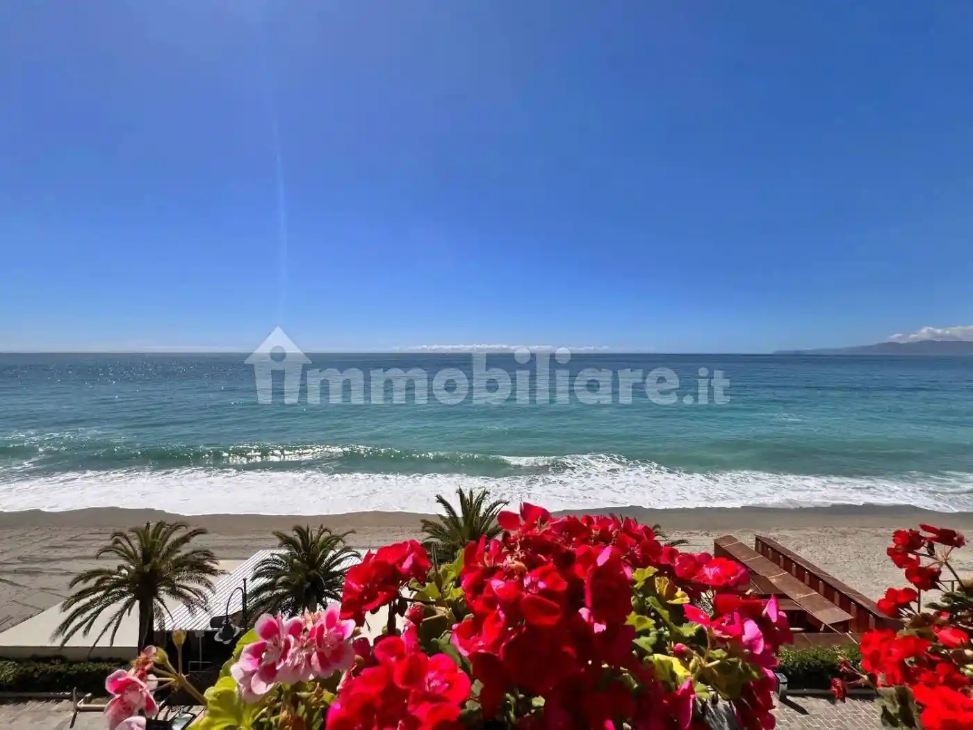 Appartamento in vendita a Finale Ligure