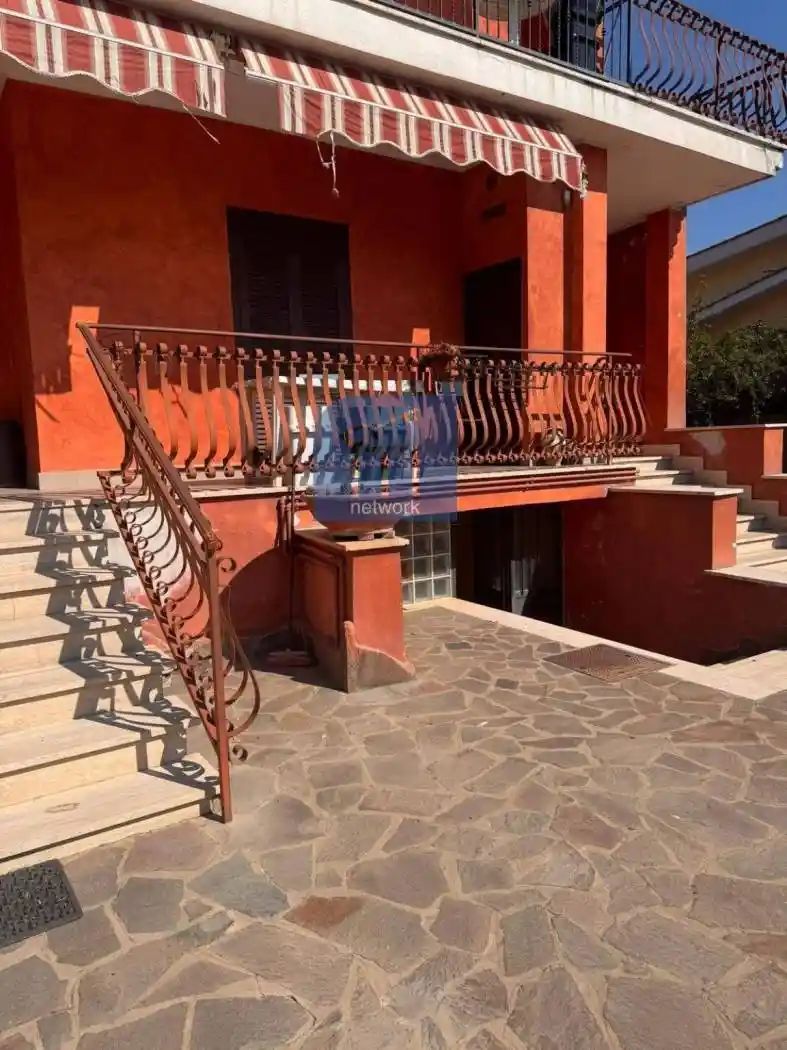 Villa in vendita a Pomezia