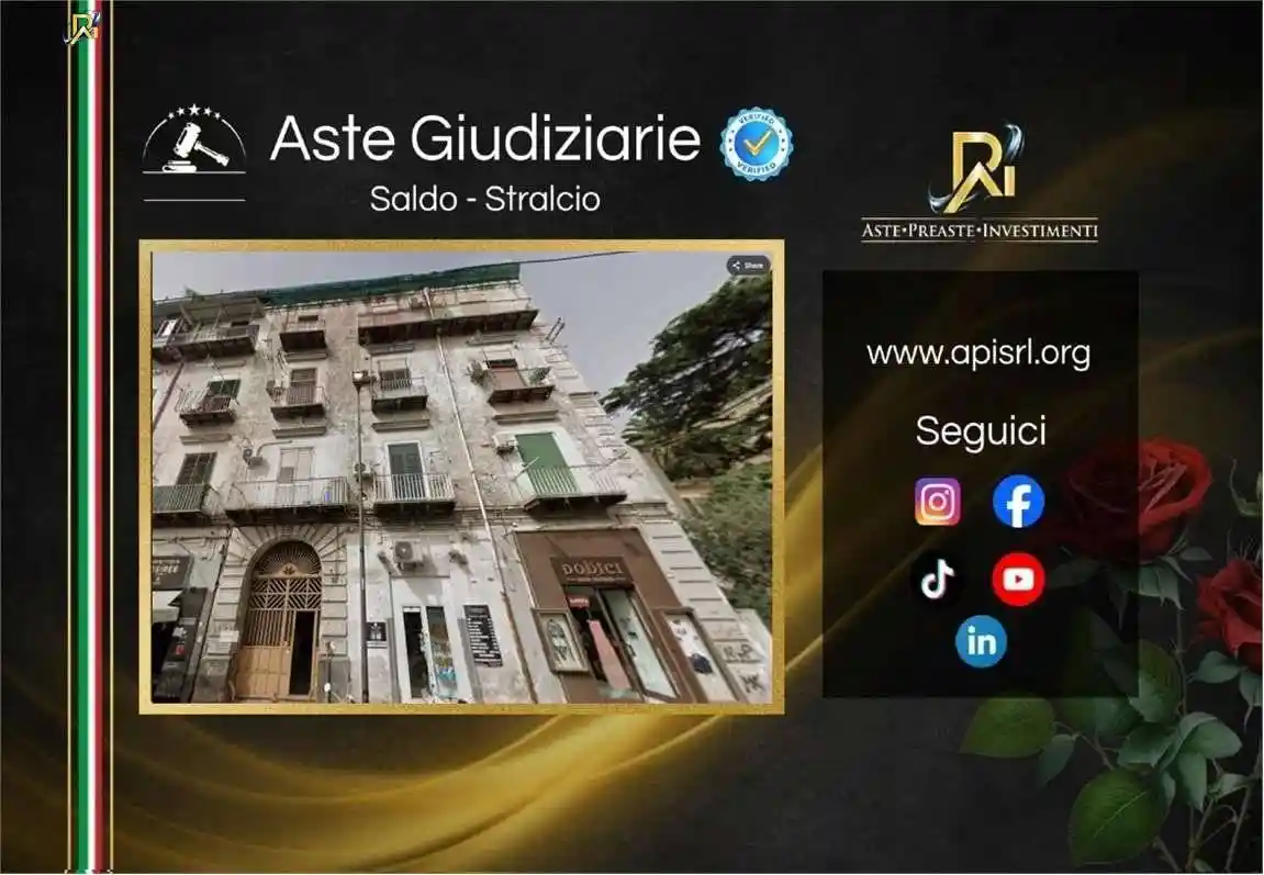 Appartamento in vendita a Napoli