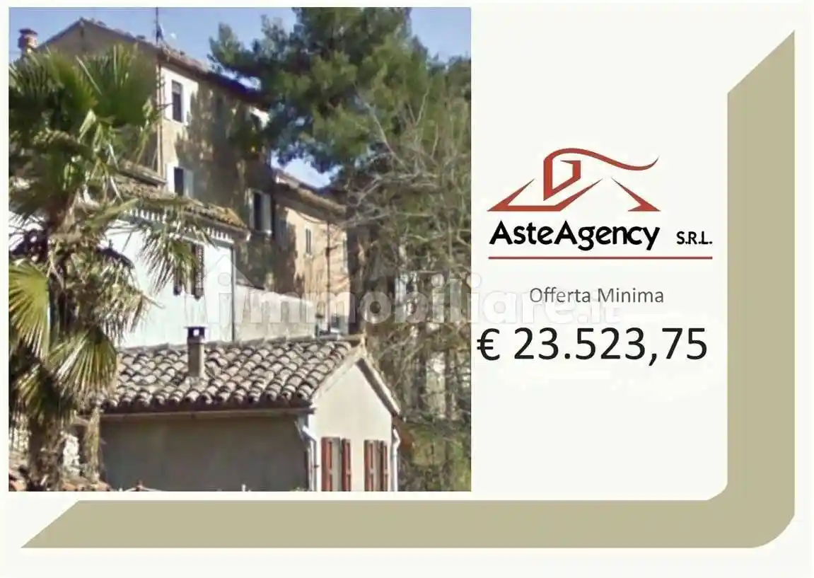 Casa indipendente in vendita a Urbino