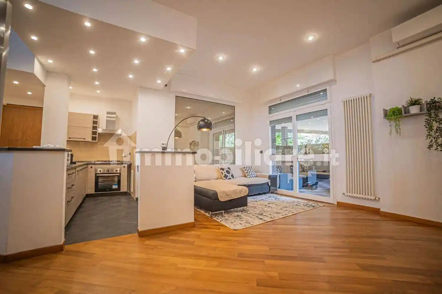 Appartamento in vendita a Varazze